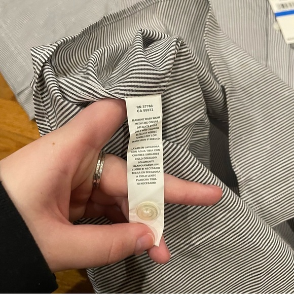 Perry Ellis Short Sleeve Pin Stripe Button Down Shirt Men’s Size XL Black White - Picture 8 of 8